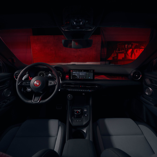 2027 Alfa Romeo Tonale Luna Rossa Interior